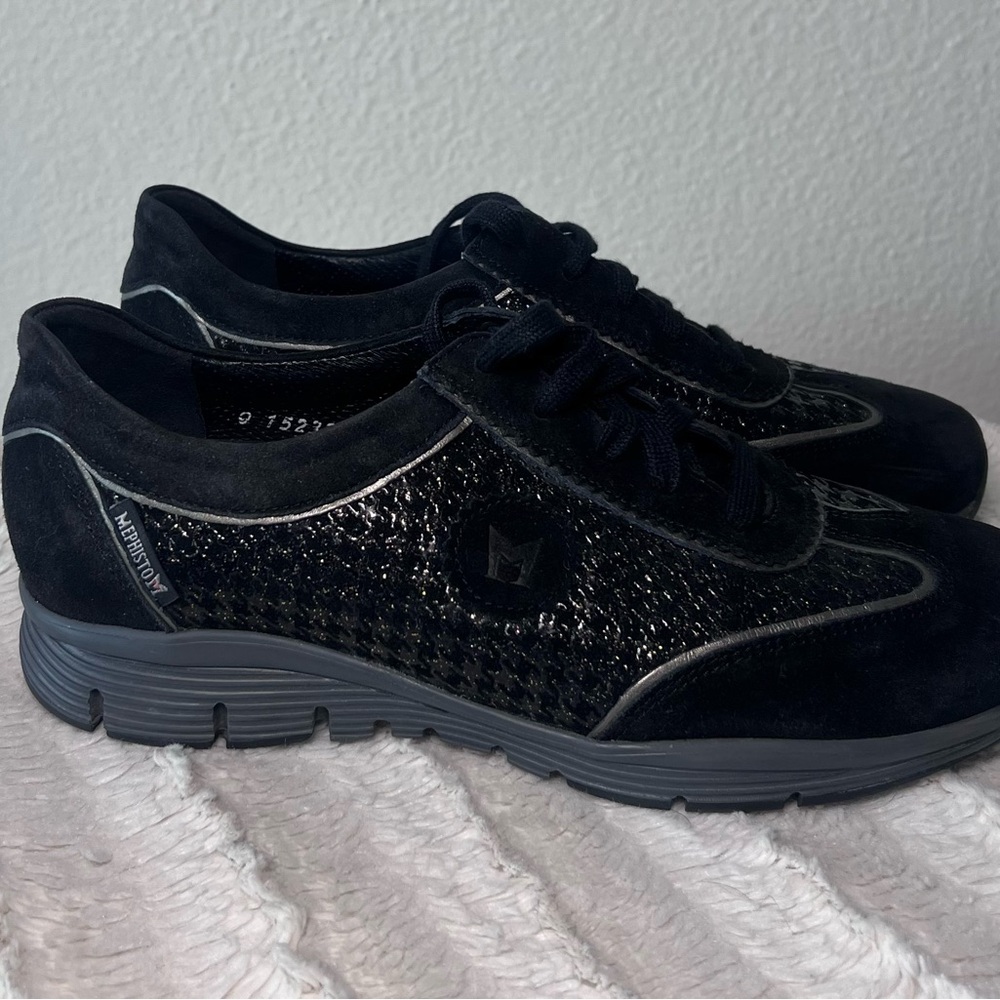 Mephisto genuine leather Black and Silver Sneakers.